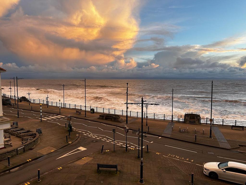 Views Porthcawl CF36