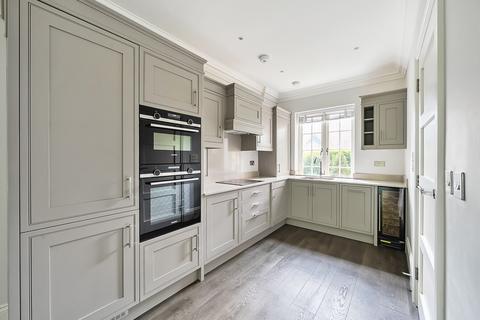 2 bedroom semi-detached house for sale, Appulby Gardens, Winchester, Hampshire, SO22