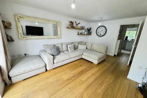 93 Highlander Drive, Donnington, Telford, TF2 8JU