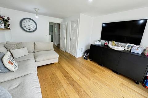 93 Highlander Drive, Donnington, Telford, TF2 8JU