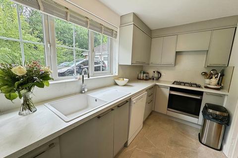 93 Highlander Drive, Donnington, Telford, TF2 8JU