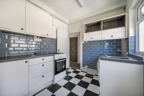 235 Brookehowse Road, London, SE6 3TT