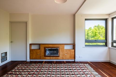 3 bedroom flat to rent, Lymer Avenue, Crystal Palace, London, SE19