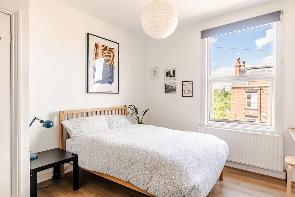 Bedroom1a