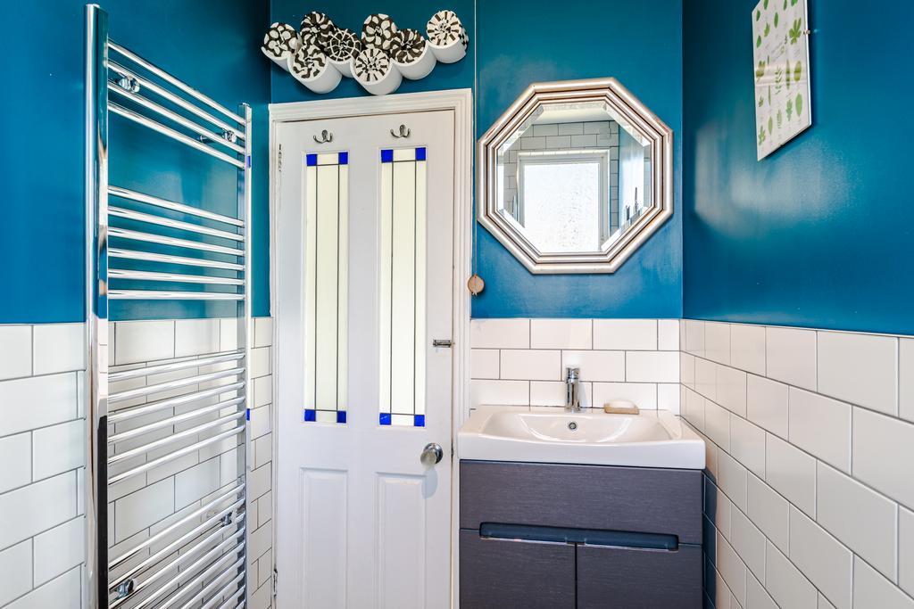 Bathroom2