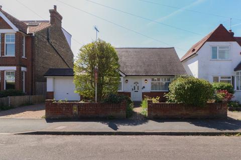 3 bedroom bungalow for sale, Epple Bay Road, Birchington, CT7