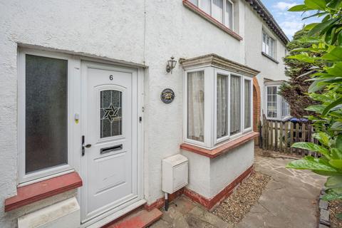 1 bedroom ground floor flat for sale, Oxford Road, Gerrards Cross SL9