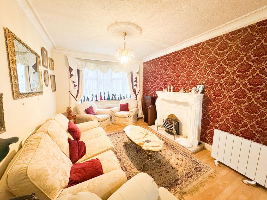 Tallack Road E10