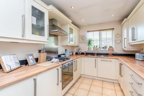 2 bedroom flat for sale, Blackfriars Court, Mold, CH7