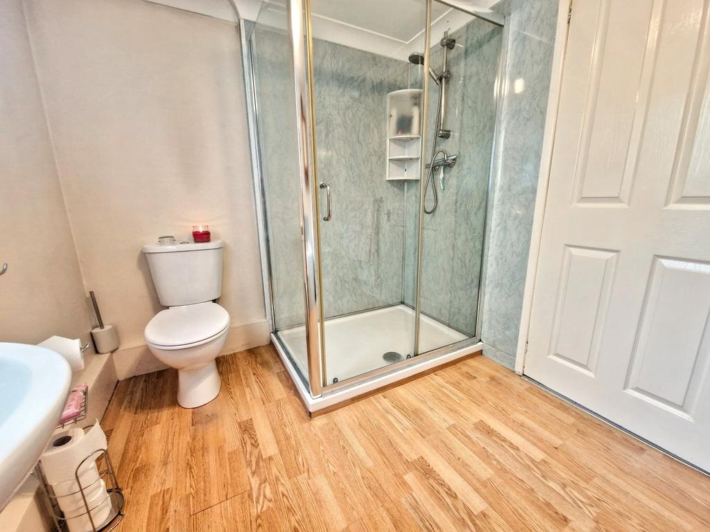 Ensuite Bathroom