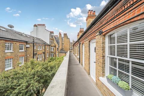 1 bedroom flat for sale, De Walden House, St Johns Wood, NW8