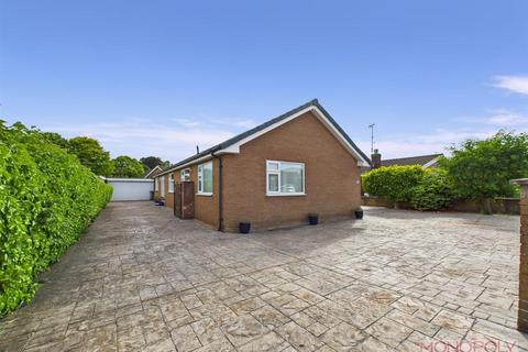 4 bedroom detached bungalow for sale, Jeffreys Road, Wrexham