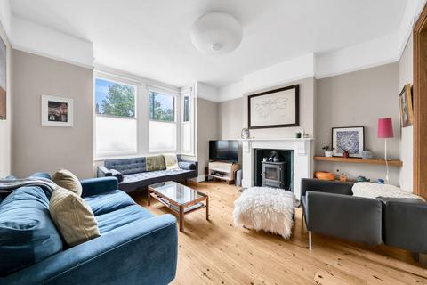 24 Reynolds Road, London, SE15 3AH