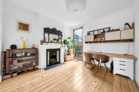 24 Reynolds Road, London, SE15 3AH