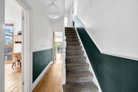 24 Reynolds Road, London, SE15 3AH