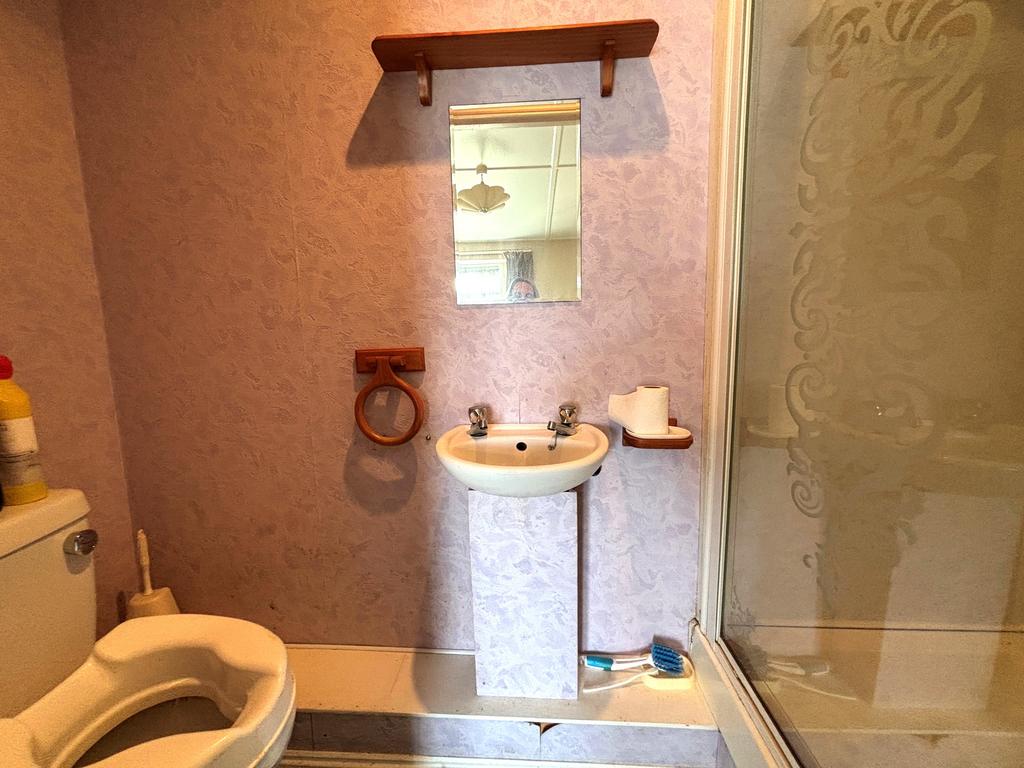 En-Suite T202505220850.jpg