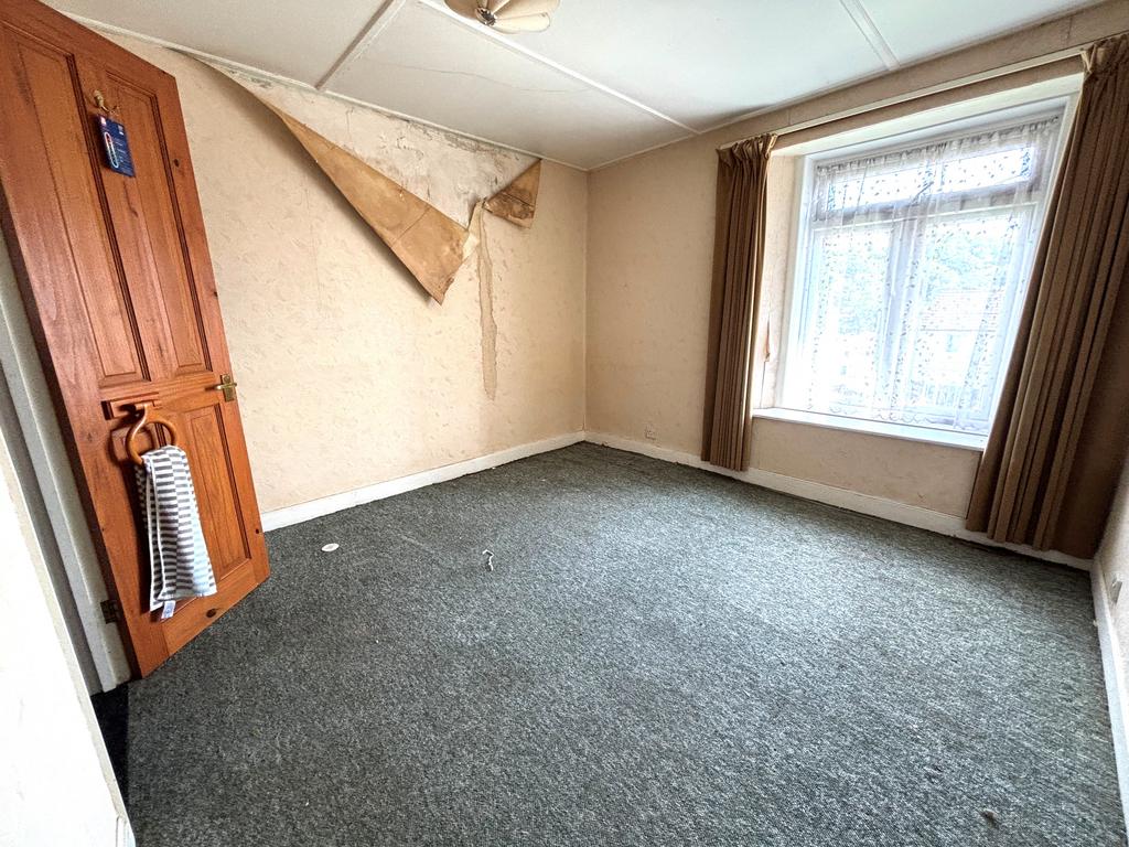 Bedroom 2 T202505220849.jpg