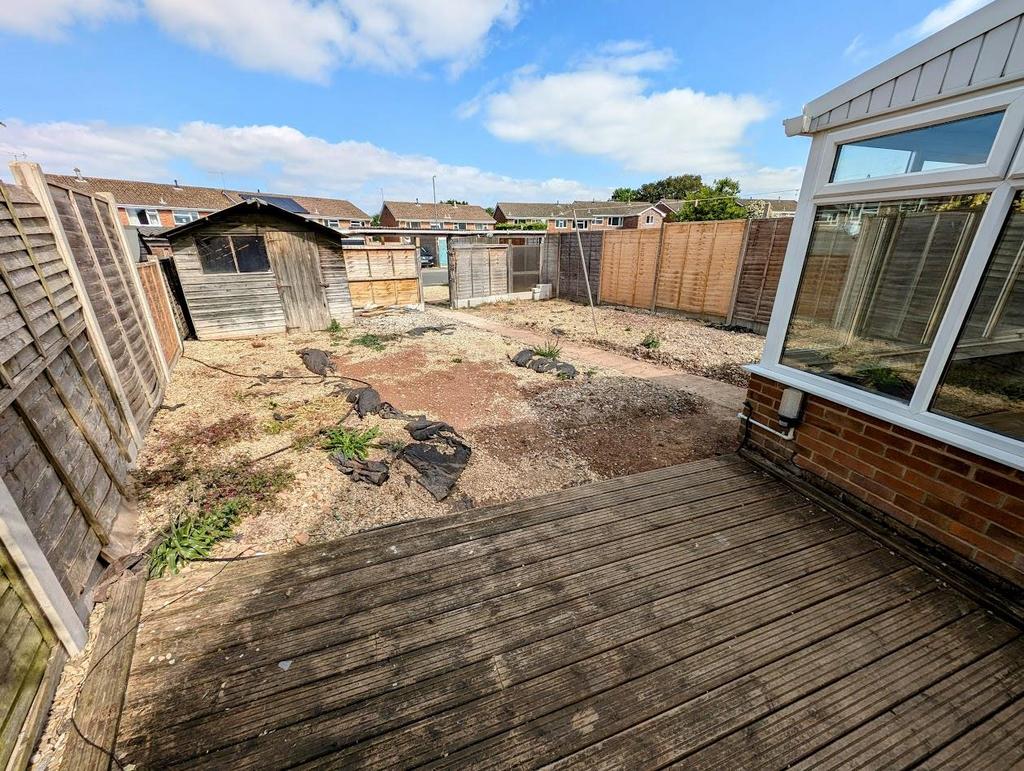 75 Cherington rear garden c.jpg