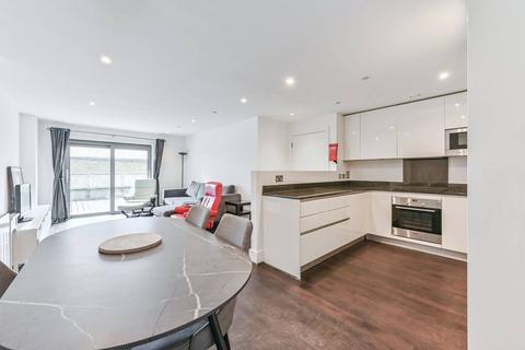 3 bedroom flat for sale, Royal Carriage Mews, Woolwich Riverside, London, SE18