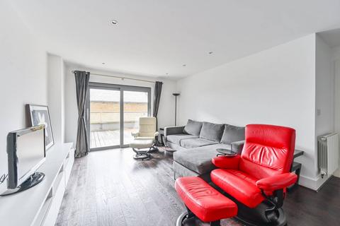 3 bedroom flat for sale, Royal Carriage Mews, Woolwich Riverside, London, SE18
