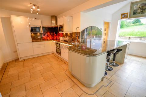 undefined, Troway, Sheffield, S21