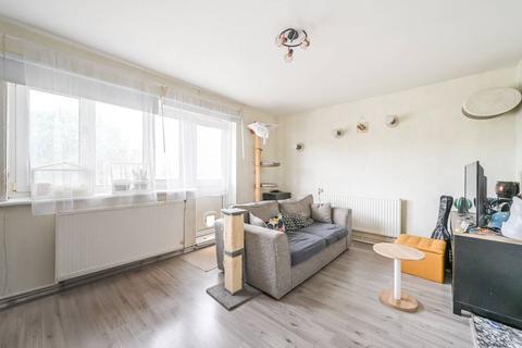 11 Thorne Close, London, E16 1LP