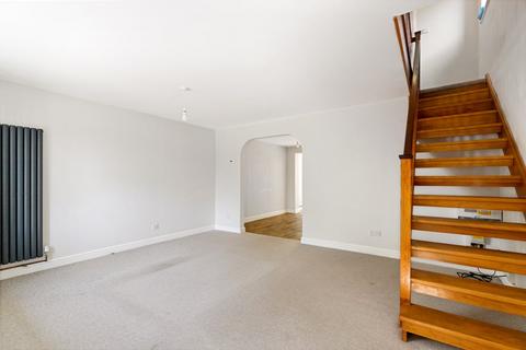 18 Channel Close, Folkestone, CT19 6QN
