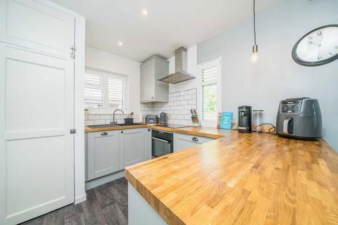 1 bedroom maisonette for sale, Kings Road, Kingston Upon Thames KT2