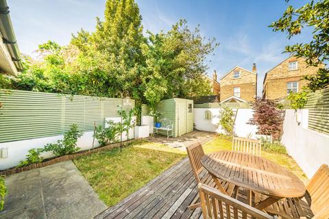 Ground Floor Flat, 20 Chesham Road, Kingston Upon Thames, KT1 3AQ