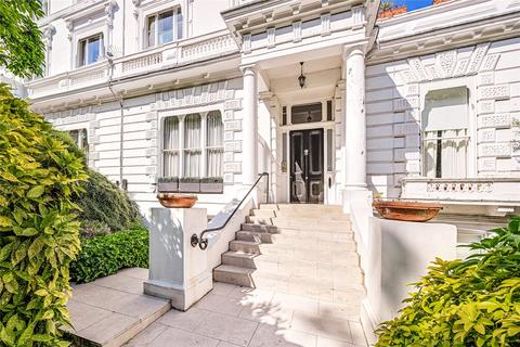 3 bedroom apartment for sale, The Boltons, London, SW10