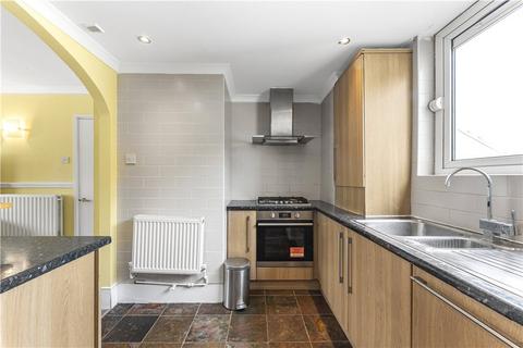 35 Barleycorn Way, London, E14 8DE