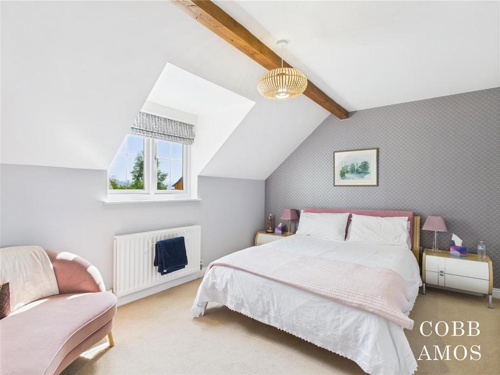 CAM02803 G0-PR0181-STILL025.jpg