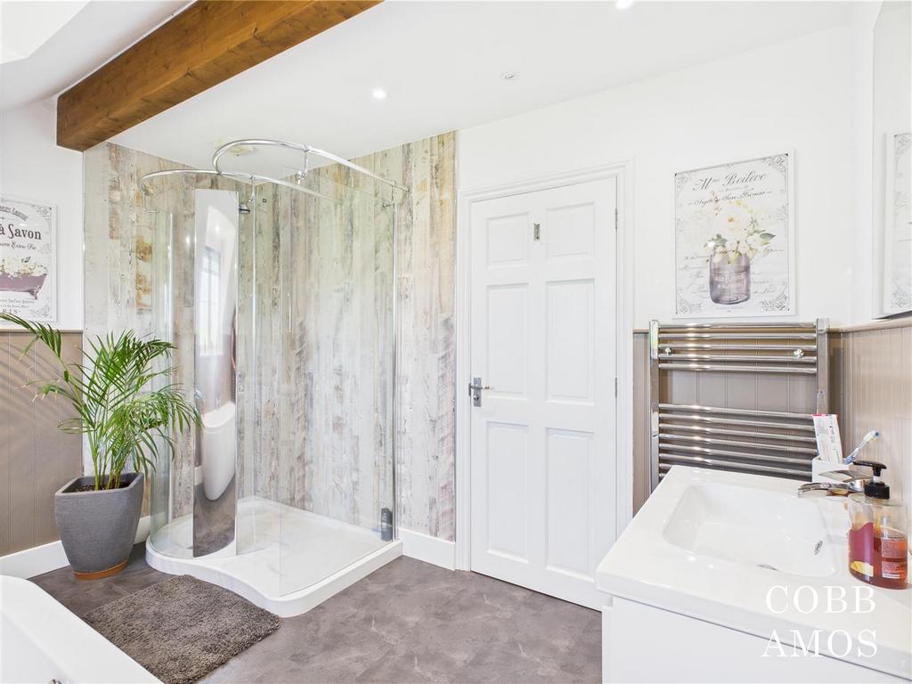 CAM02803 G0-PR0181-STILL037.jpg