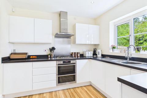 20 Green Close, Great Haywood, Stafford, ST18 0WF