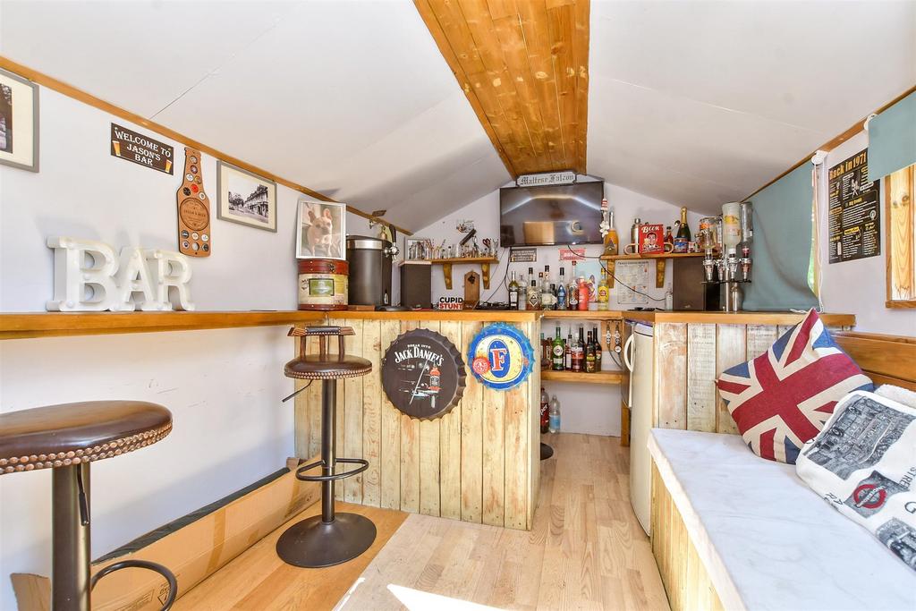 Workshop/Outbuildings