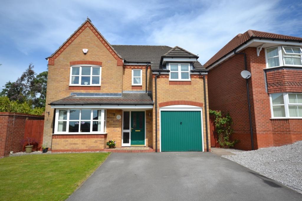Badgers Croft, Chesterton 4 bed detached house £194,950