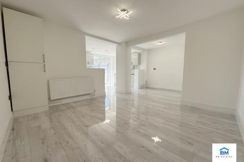 3 Deepdale, Leicester, LE5 4LT