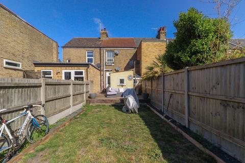 6 Afghan Road, Broadstairs, CT10 3DT