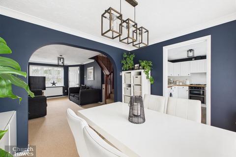 12 Doubleday Drive, Heybridge, Maldon, CM9 4TL