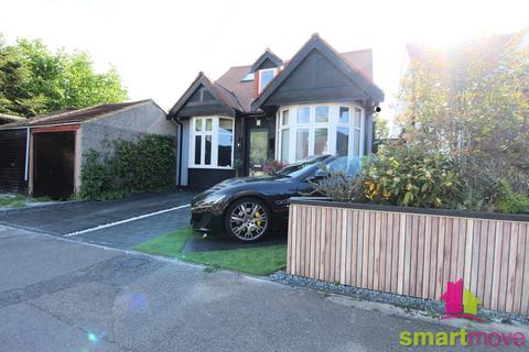 4 bedroom bungalow for sale, Forterie Gardens, Seven Kings, Essex, IG3