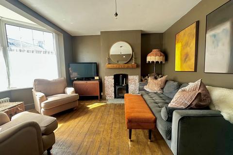 4 bedroom end of terrace house for sale, Sutherland Road, Deal, Kent, CT14