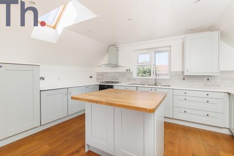 undefined, Newport PO30