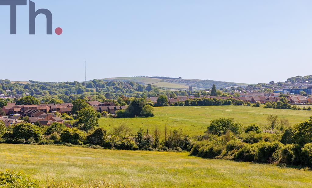 Views of Carisbrooke &amp; Beyond