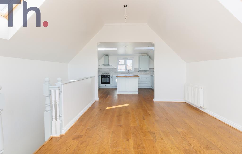 Lounge &amp; Kitchen