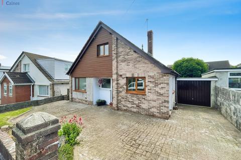 3 bedroom detached bungalow for sale, Wernlys Road, Pen-y-fai, Bridgend County. CF31 4NS