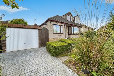 4 Gregory Crescent, Bradford, BD7 4PG