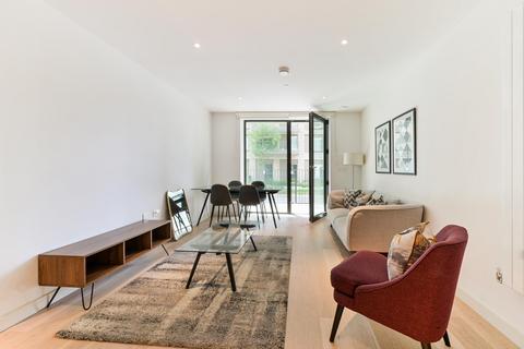 1 bedroom apartment for sale, John Cabot House, Royal Wharf, E16