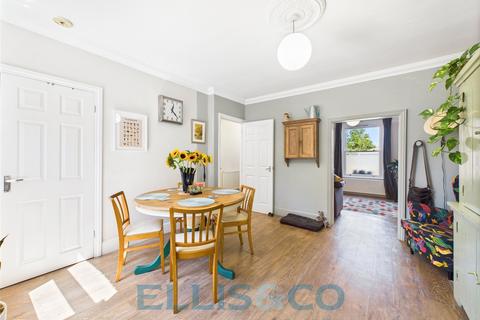 28 Albert Road, Tonbridge, TN9 2SR