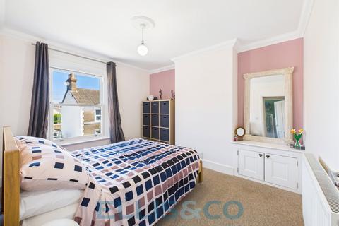 28 Albert Road, Tonbridge, TN9 2SR