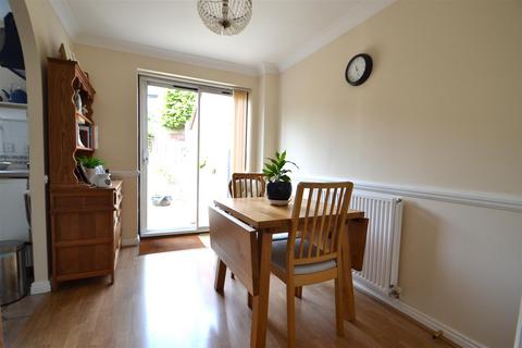 18 Peasmead, Buntingford, SG9 9SF